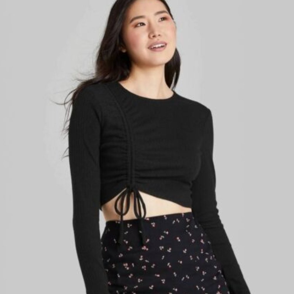 Wild Fable Long Sleeve Slim Fit Ruched Cropped Shirt Crop Top Black Medium NWT